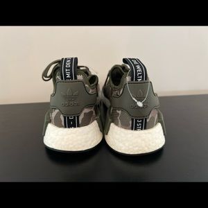 nmd r1 duck camo sesame